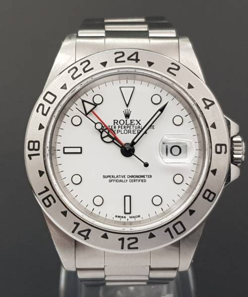 Rolex Explorer II 16570 40mm Box Paper and 2 Service Rolex Mint condition 34Bf